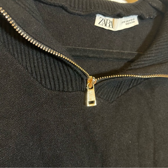 ZARA KNIT FUNNEL NECK 1/4 ZIP SWEATER WITH BALLOON SLEEVES IN BLACK SIZE MEDIUM - Picture 2 of 14